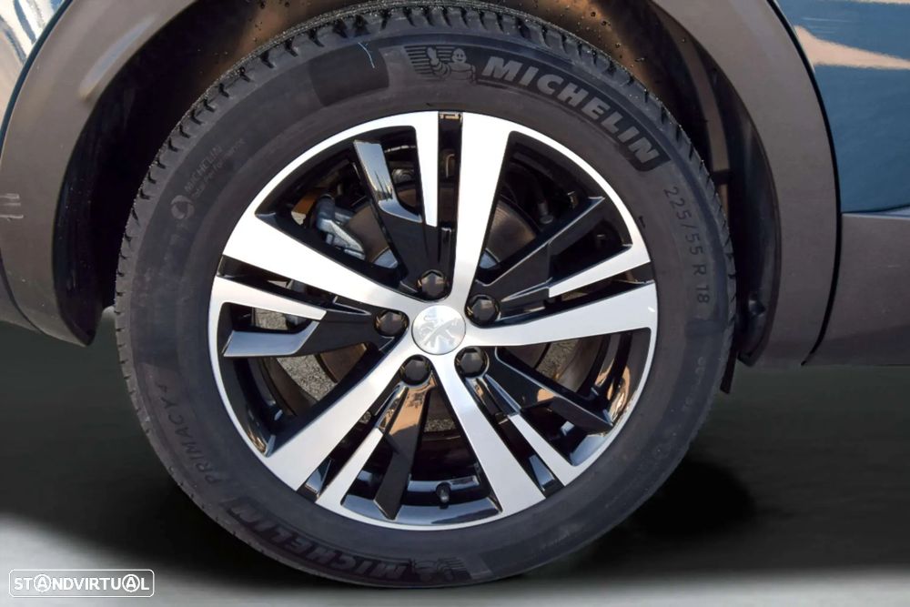 Peugeot 3008 1.6 Hybrid GT e-EAT8 - 11