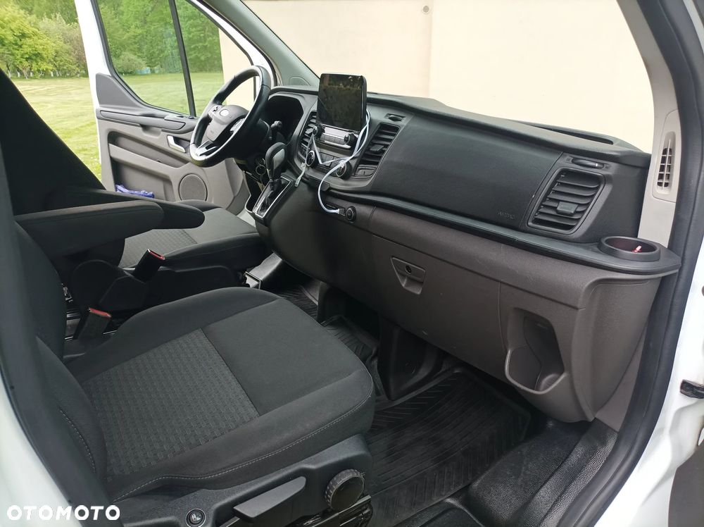 Ford TRANSIT CUSTOM NUGGET - 33
