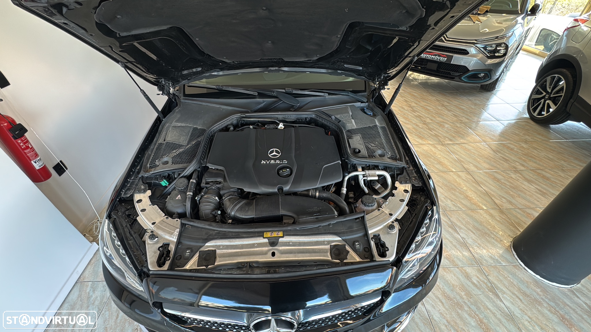 Mercedes-Benz C 300 h AMG Line - 13