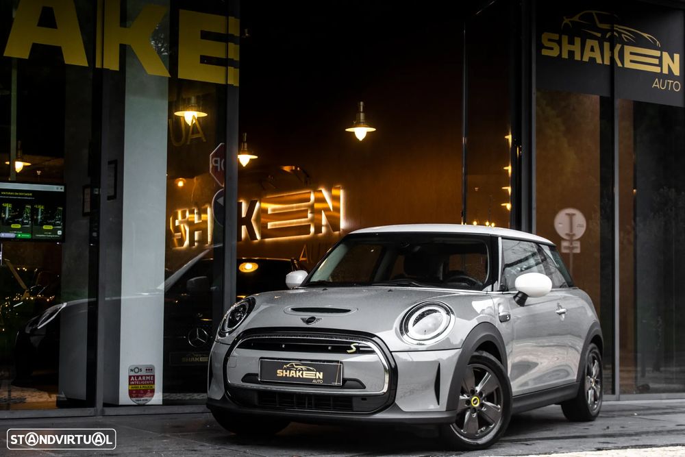 MINI 3 Portas Cooper SE Essential - 1