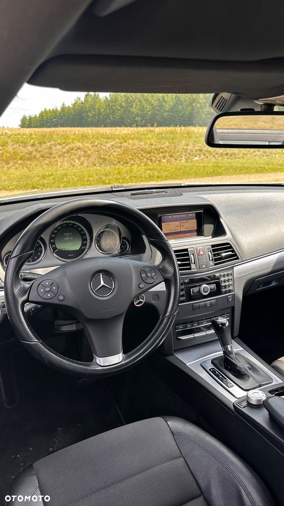 Mercedes-Benz Klasa E - 11