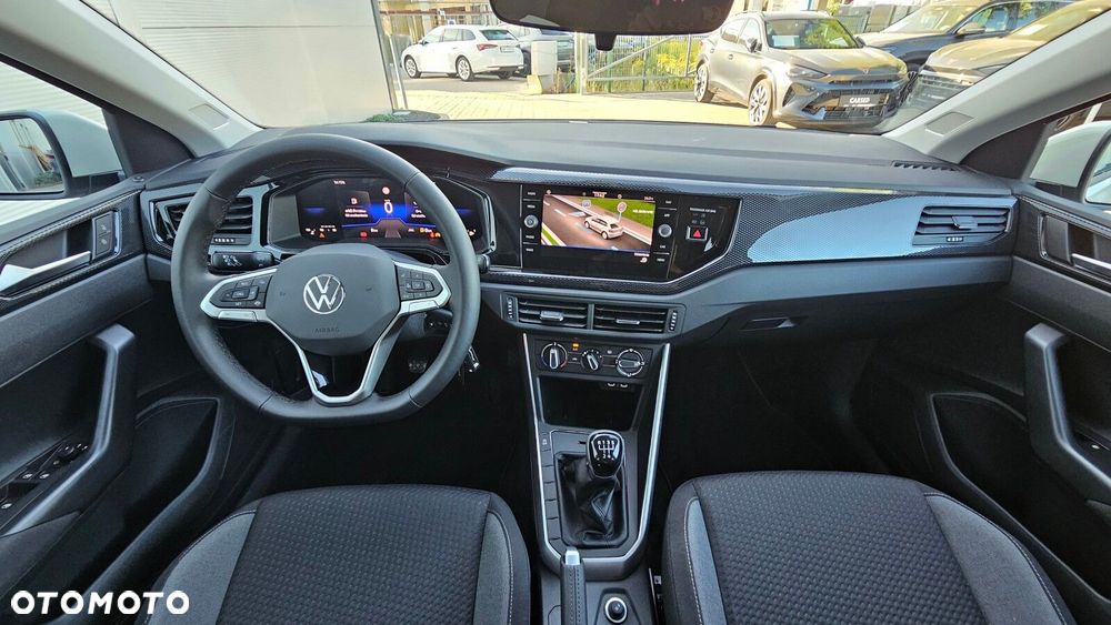 Volkswagen Polo - 25