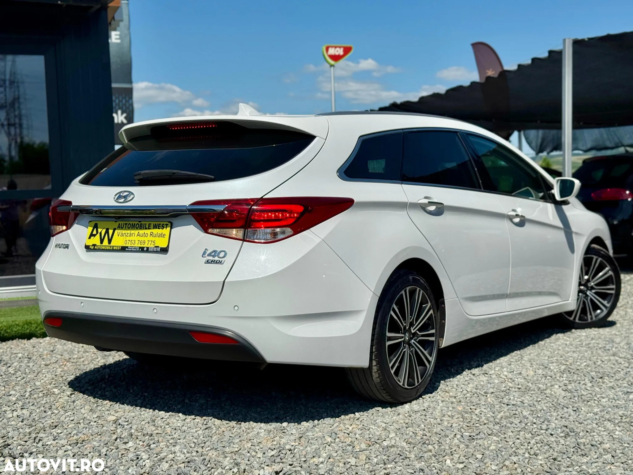 Hyundai i40 Kombi blue 1.7 CRDi DCT Premium - 14