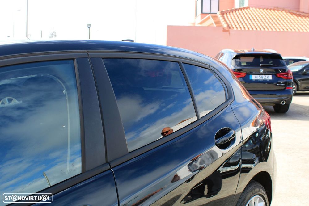 BMW 116 d Pack Essence - 19