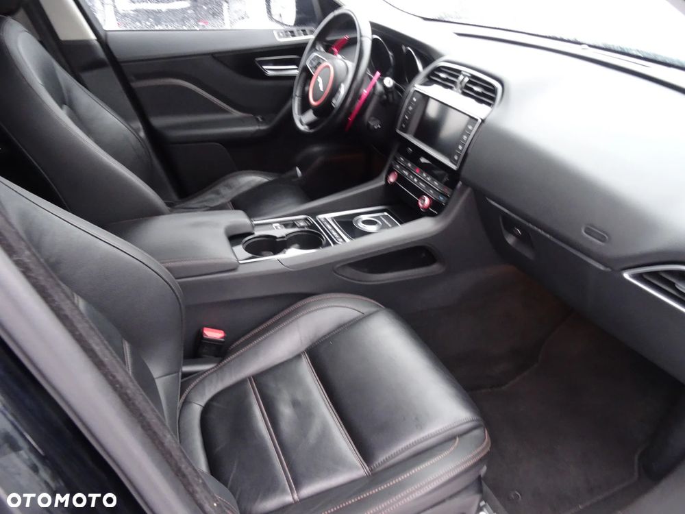 Jaguar F-Pace 3.0 TDV6 AWD 300 Sport - 12