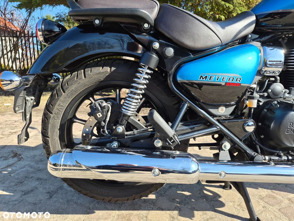 Royal Enfield Meteor - 3