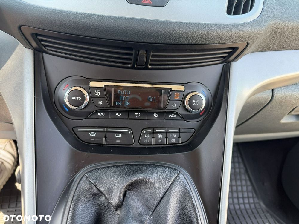Ford C-MAX - 22