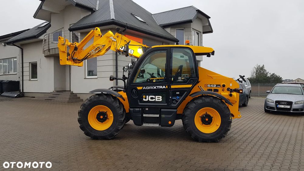 JCB 542-70 Agri Xtra 2021R - 17