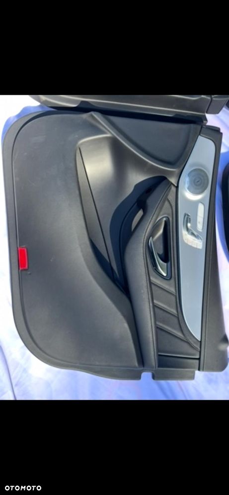 ELEMENTY WNĘTRZA MERCEDES GLC X253 2018 - 17
