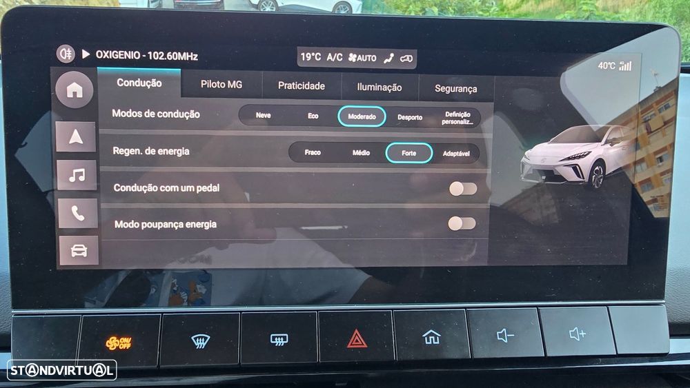 MG MG4 64 kWh Luxury - 21