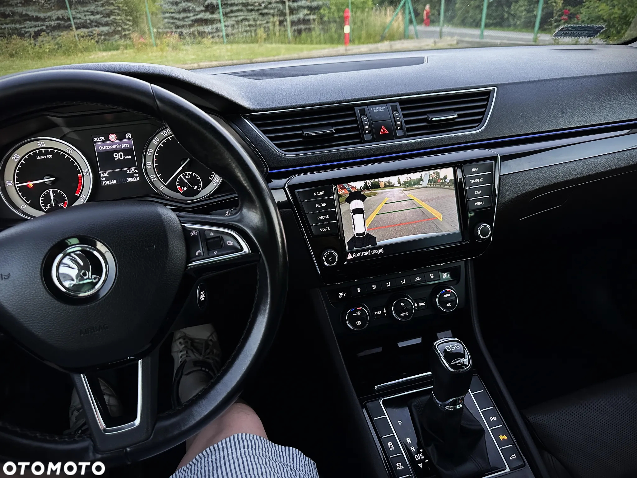 Skoda Superb Combi 2.0 TDI 4x4 DSG L&K - 20