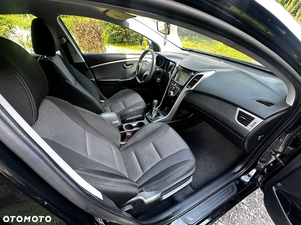 Hyundai i30 1.4 Premium - 9