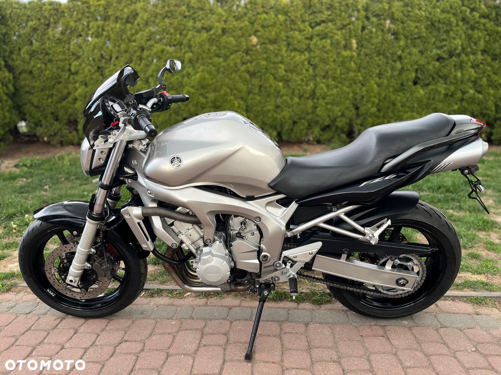 Yamaha FZ6 - 10