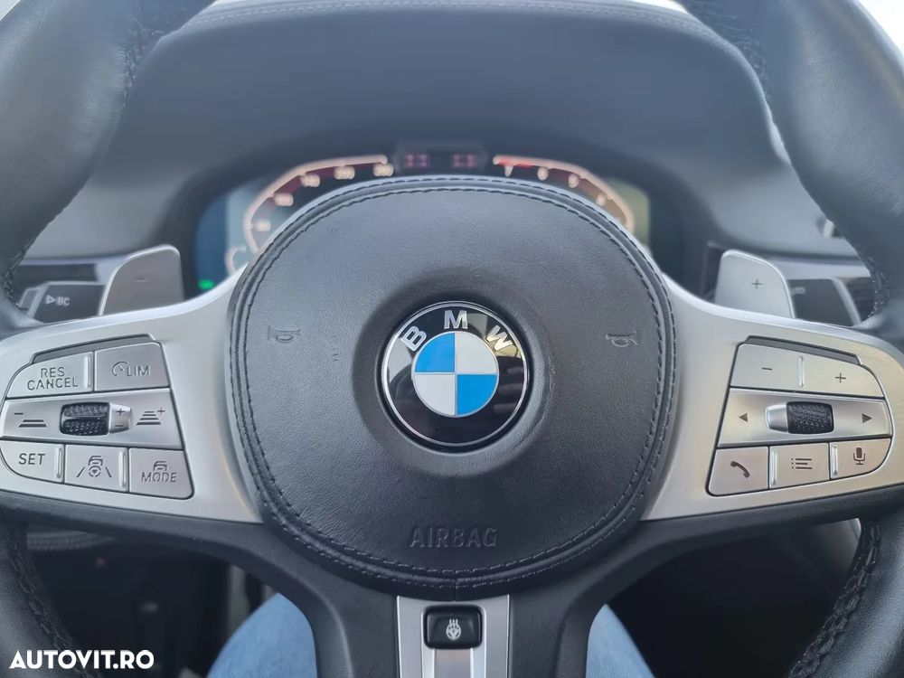 BMW Seria 7 745e - 12