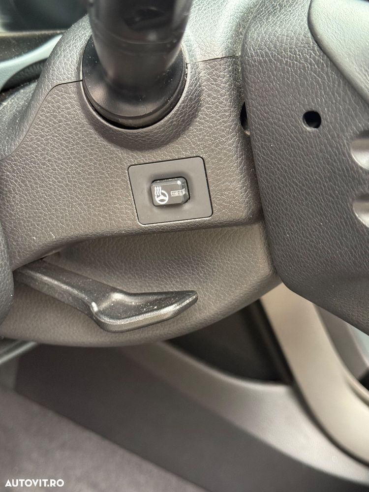 Hyundai i40 Kombi 1.7 CRDi Premium - 8