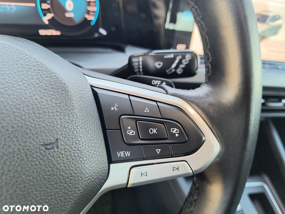 Volkswagen Golf - 20