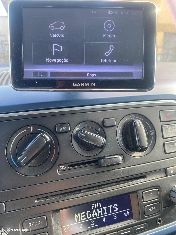 SEAT Mii 1.0 Connect - 6