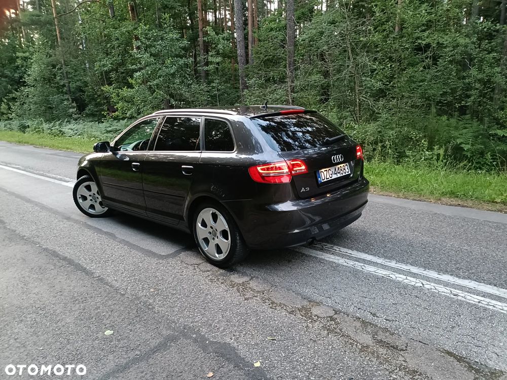 Audi A3 Sportback 2.0 TDI DPF Ambiente - 21