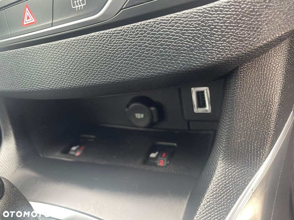 Peugeot 308 BlueHDi 150 Automatik Stop & Start Allure - 18