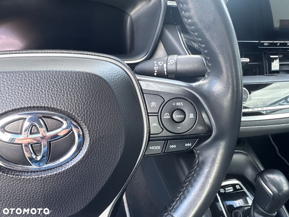 Toyota Corolla 1.8 Hybrid Comfort - 23