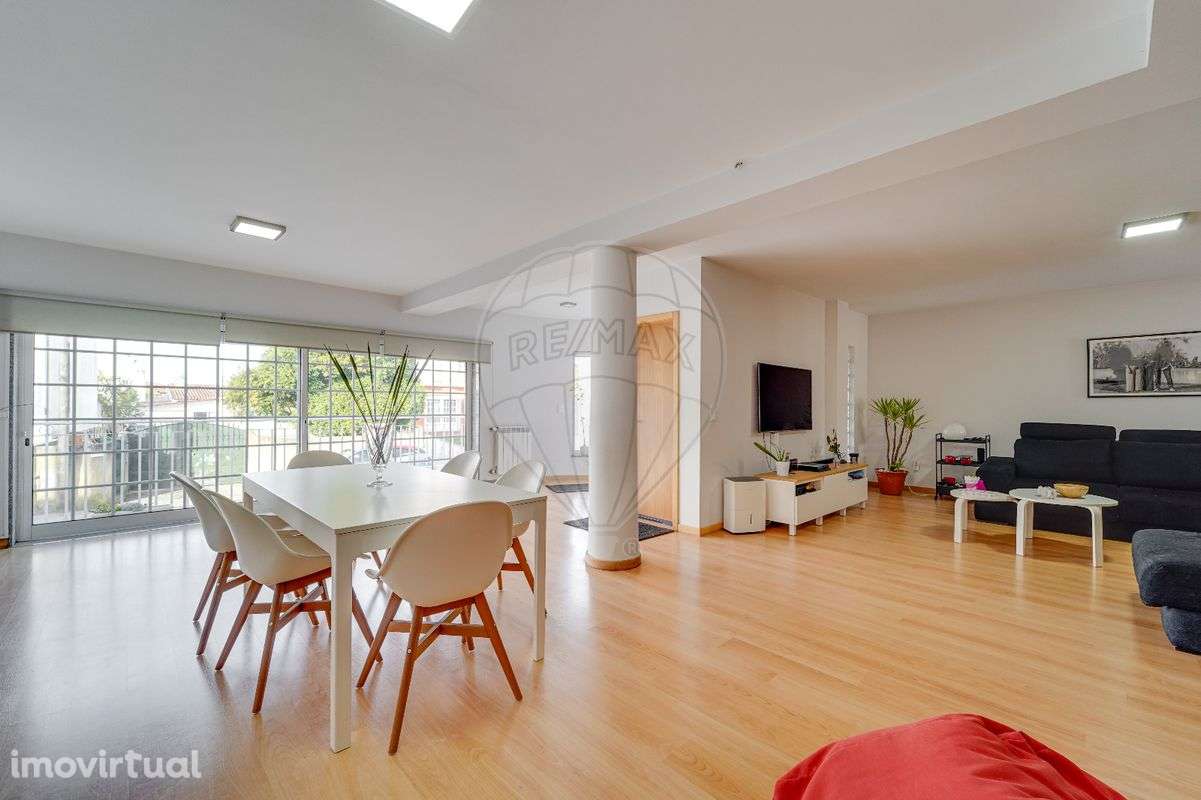 Moradia T4 para venda - Grande imagem: 2/50