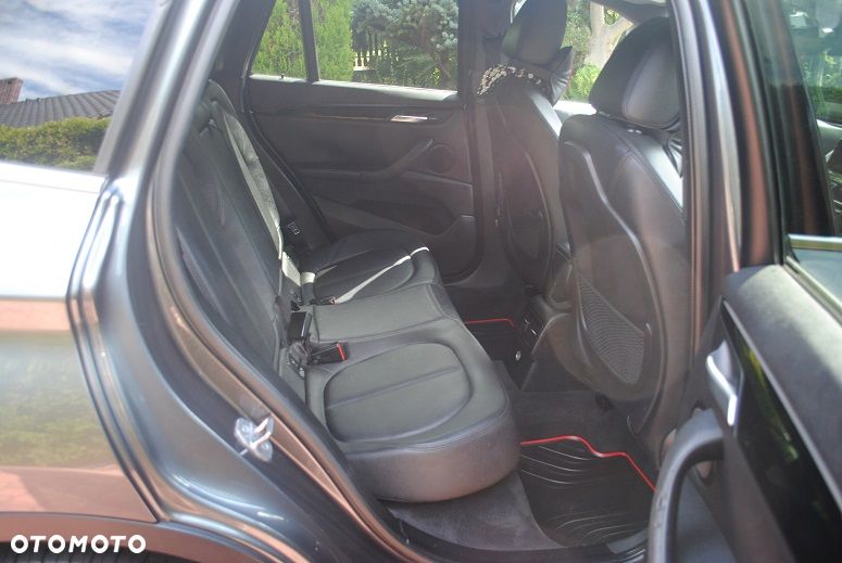 BMW X1 - 11
