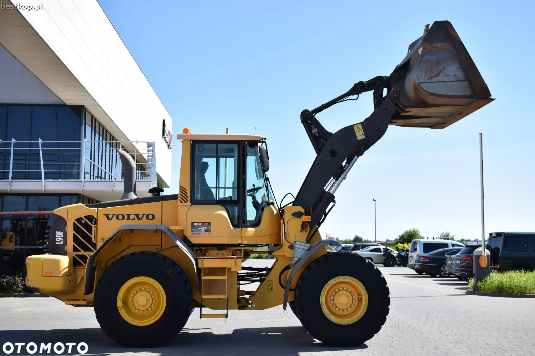Volvo L90F - 22