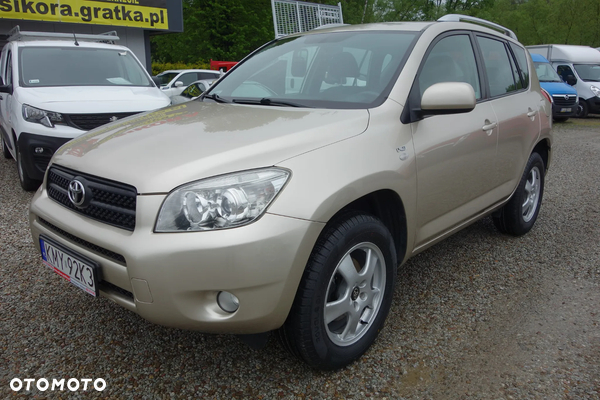 Toyota RAV4 2.2 D-4D Luna