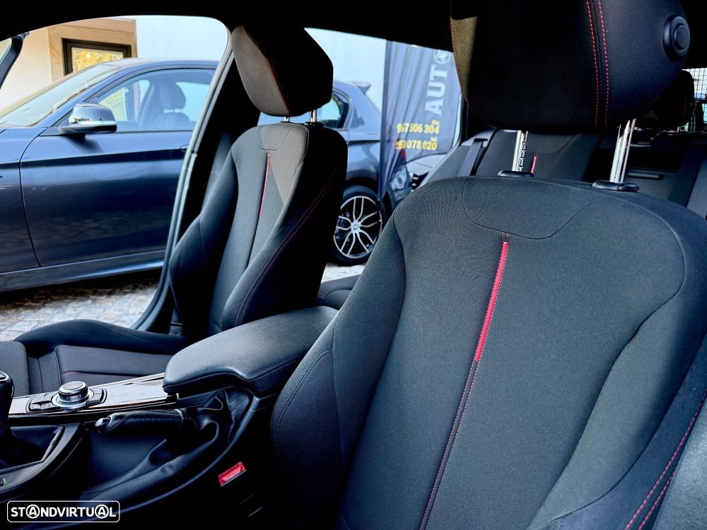 BMW 318 d Touring Line Sport - 34