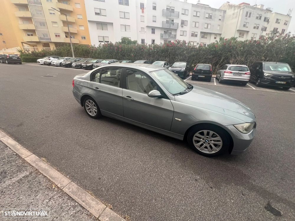 BMW 320 d Auto - 8