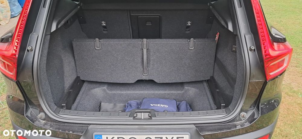Volvo XC 40 D3 AWD Momentum Pro - 11