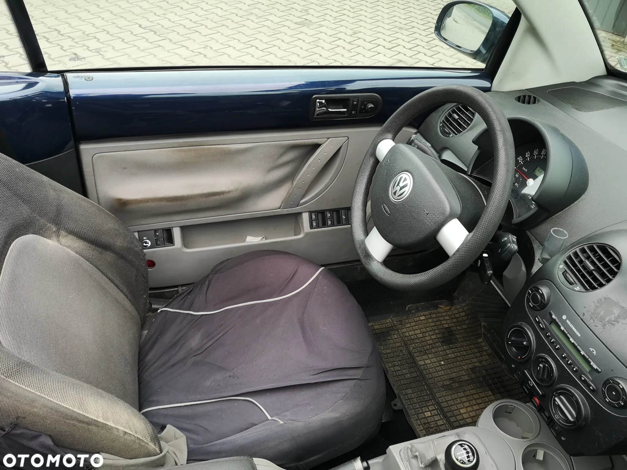 Volkswagen New Beetle 1.6 - 16