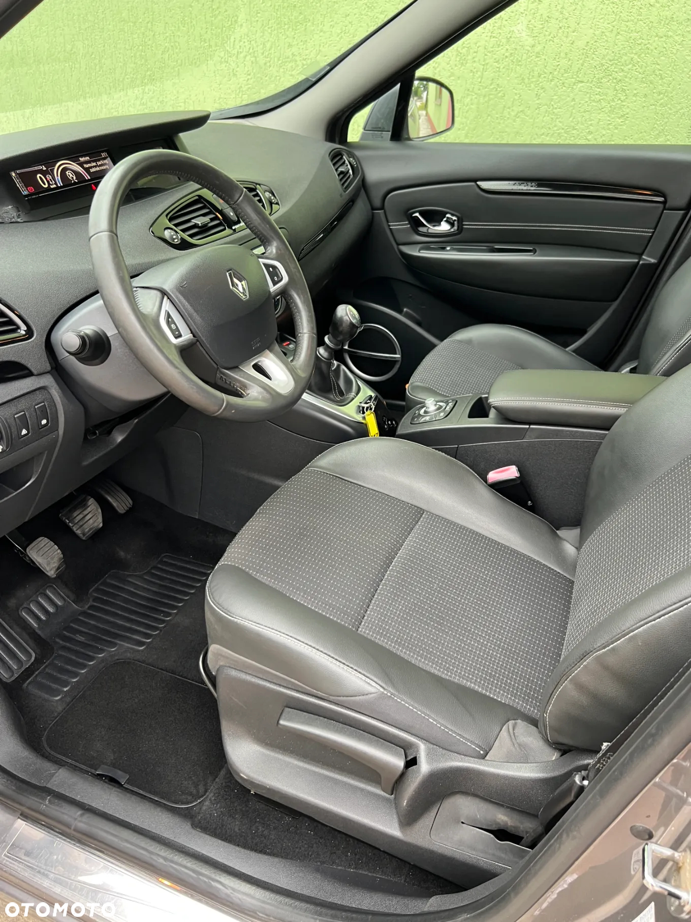 Renault Scenic - 10