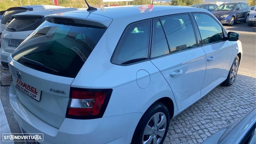 Skoda Fabia Break 1.4 TDi Ambition - 4
