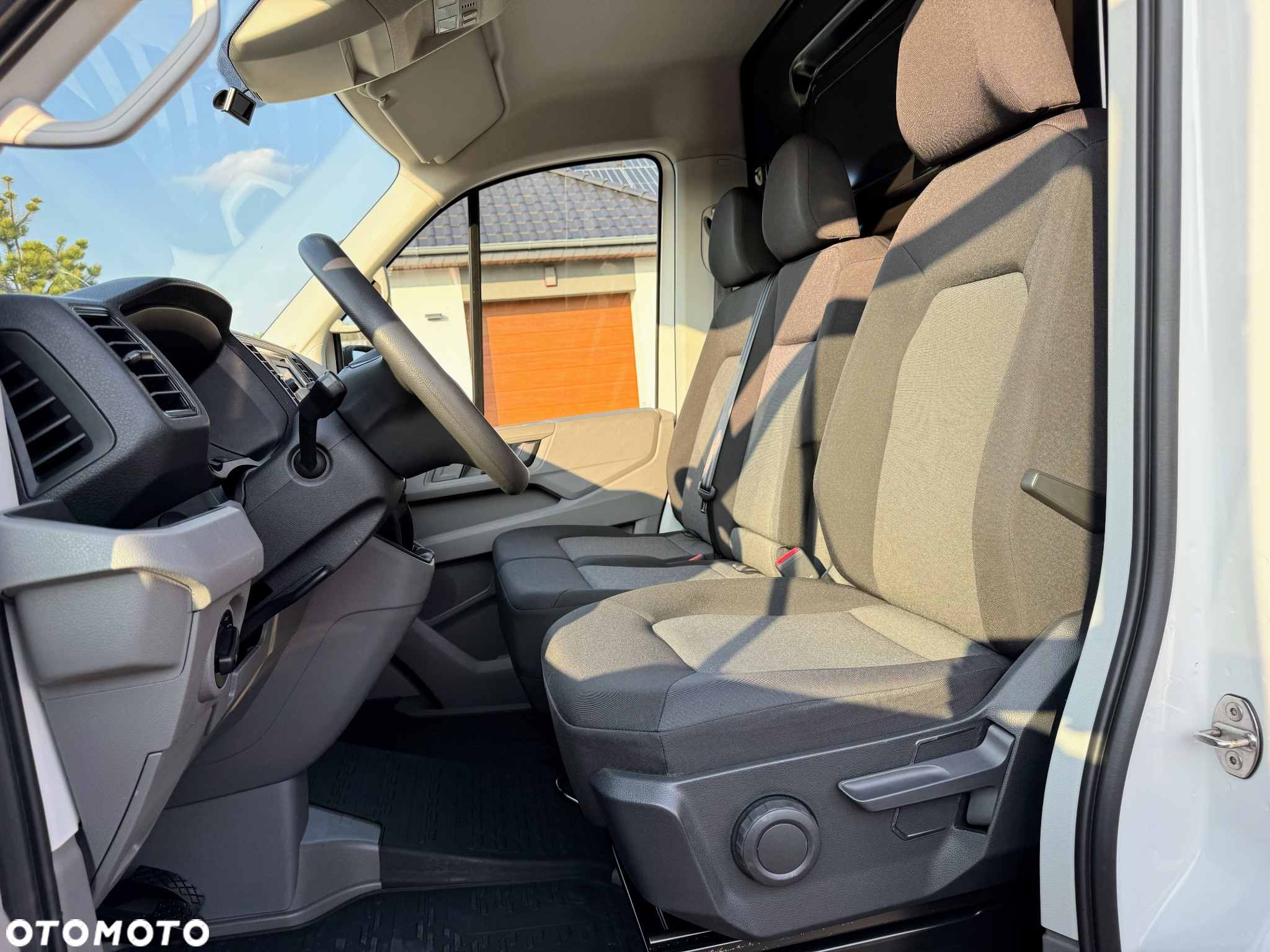Volkswagen Crafter - 11