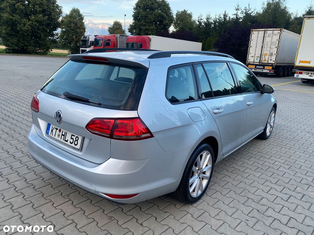 Volkswagen Golf - 14