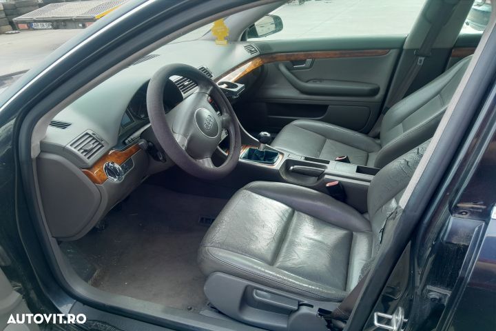 Dezmembrez Audi A4 B6 [2000 - 2005] Avant wagon 5-usi 1.9 TDI 6MT (13 - 5