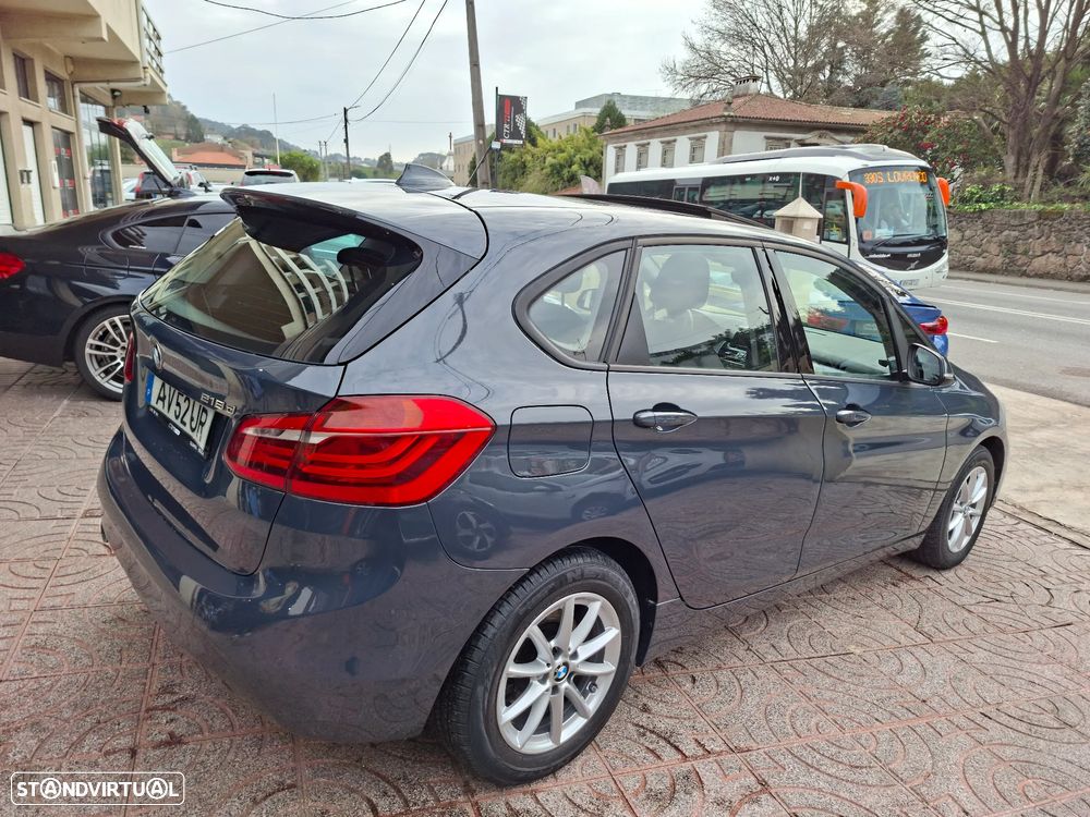 BMW 218 - 6