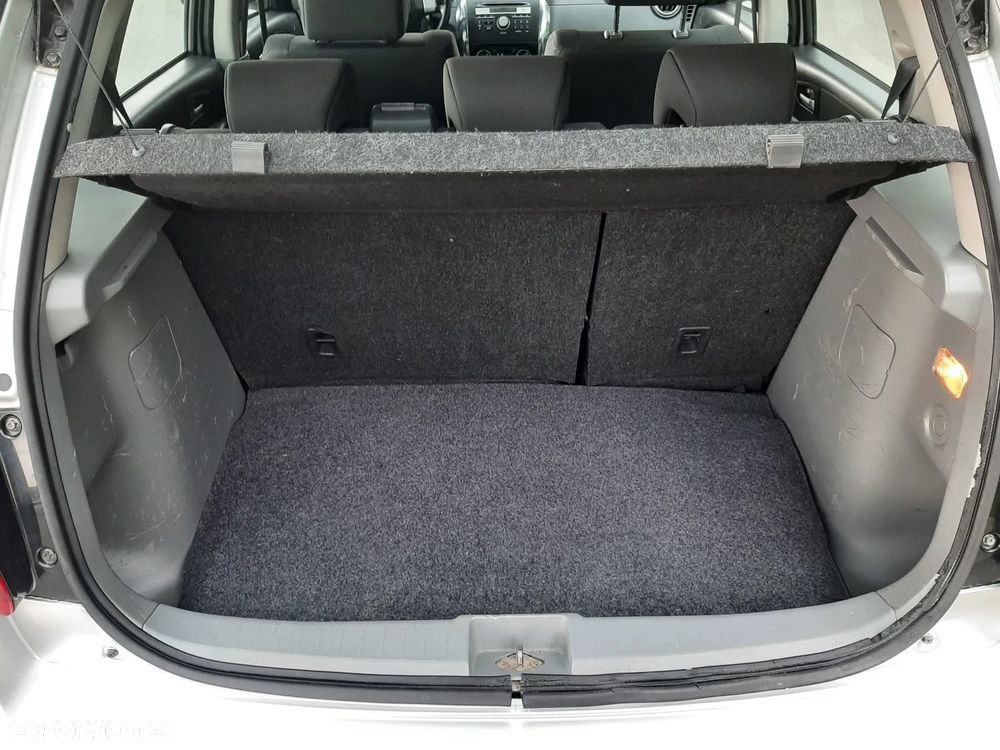 Suzuki SX4 1.6 Comfort Plus 4WD - 31
