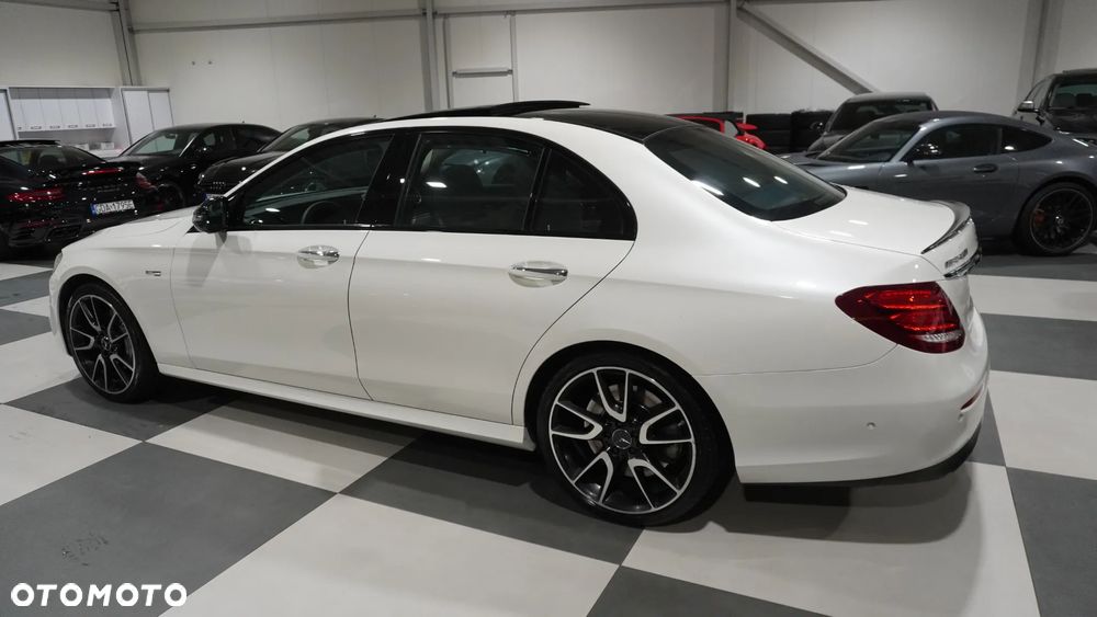 Mercedes-Benz Klasa E - 3