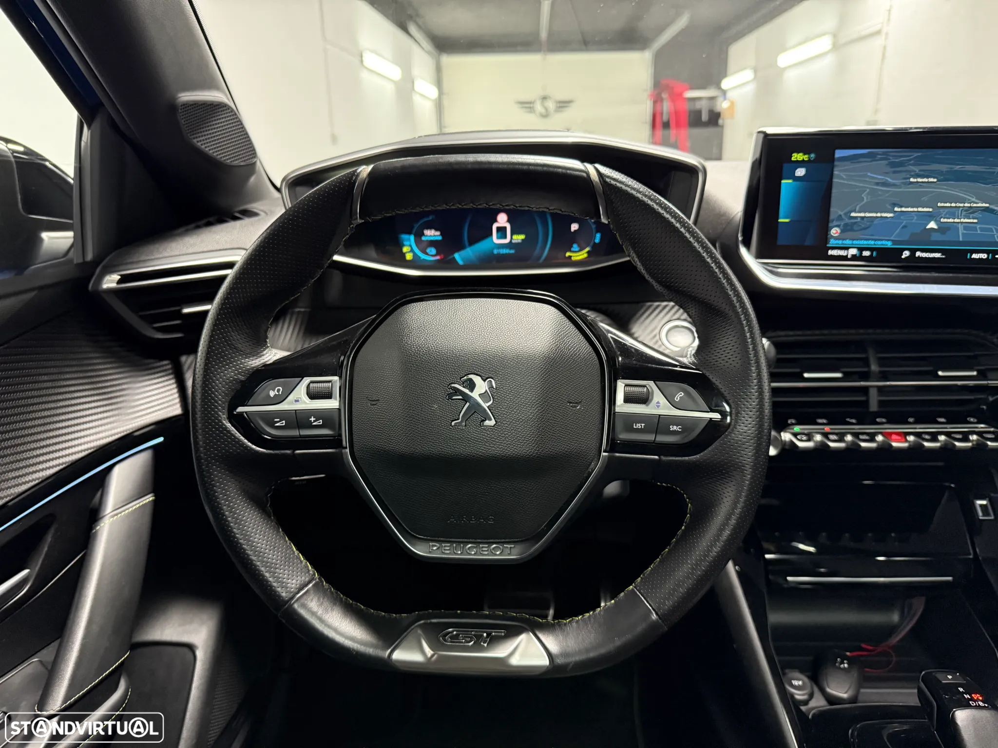 Peugeot e-208 50 kWh GT - 17