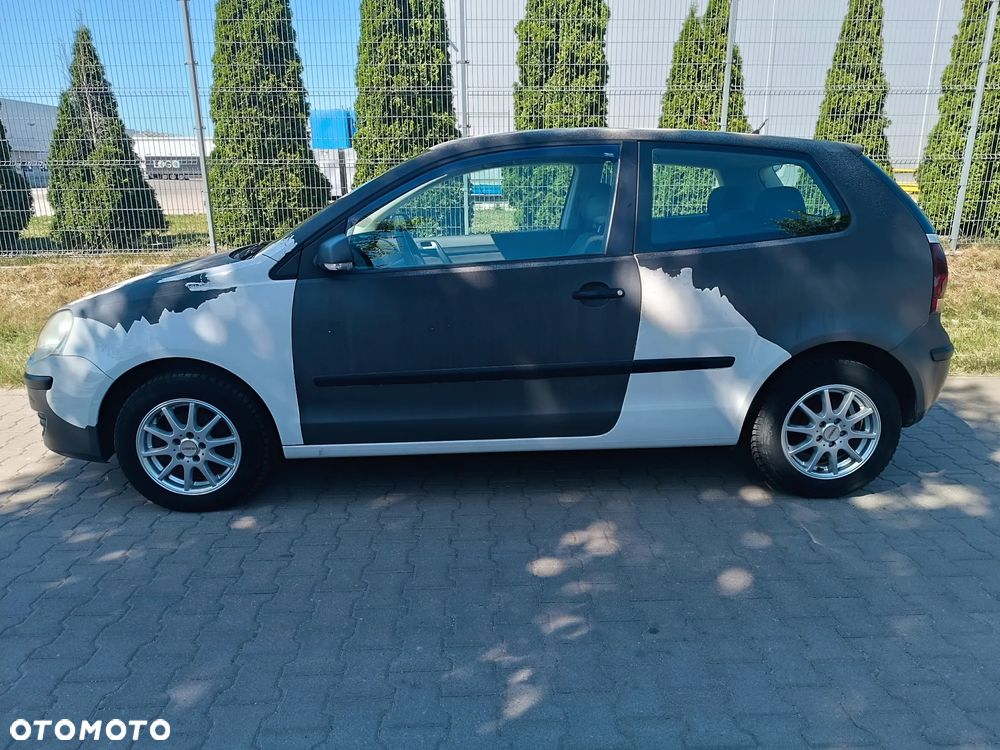 Volkswagen Polo 1.2 Comfortline - 24
