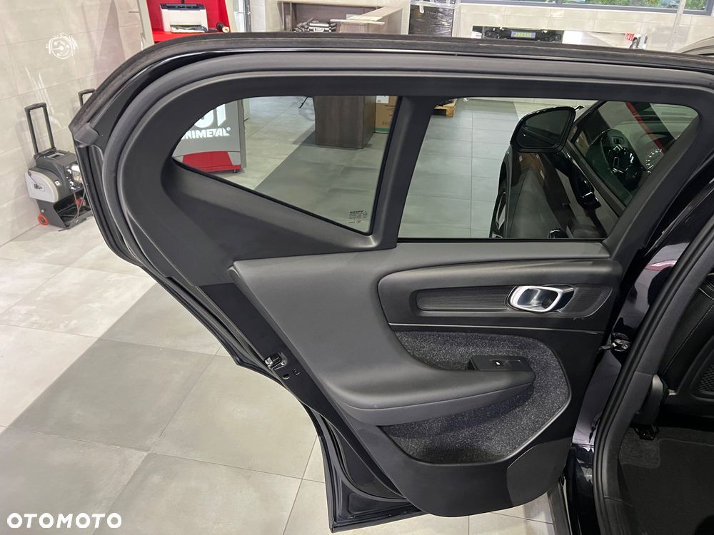 Volvo XC 40 D3 R-Design - 21