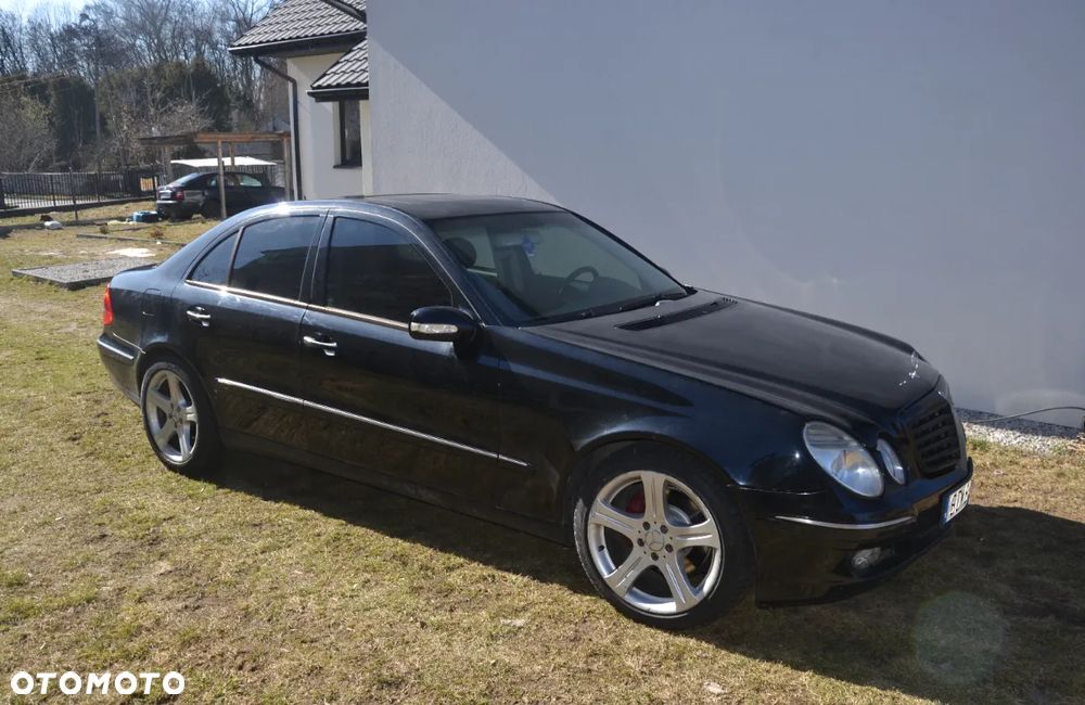 Mercedes-Benz Klasa E - 2