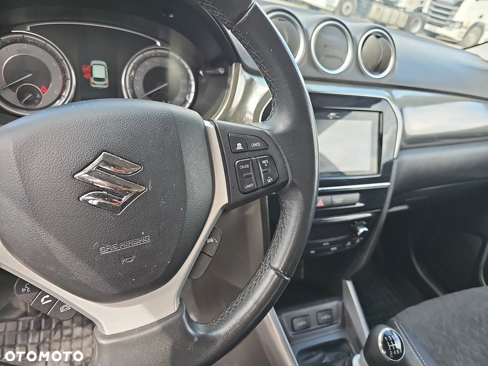 Suzuki Vitara 1.4 Boosterjet SHVS Elegance 2WD - 18