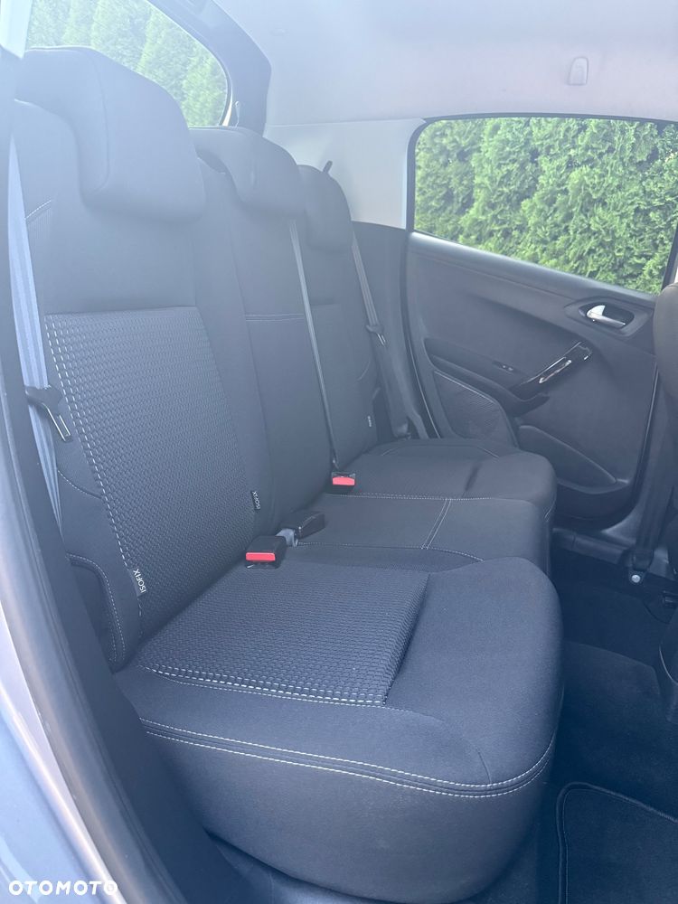 Peugeot 208 PureTech 110 Stop & Start EAT6 Allure - 18