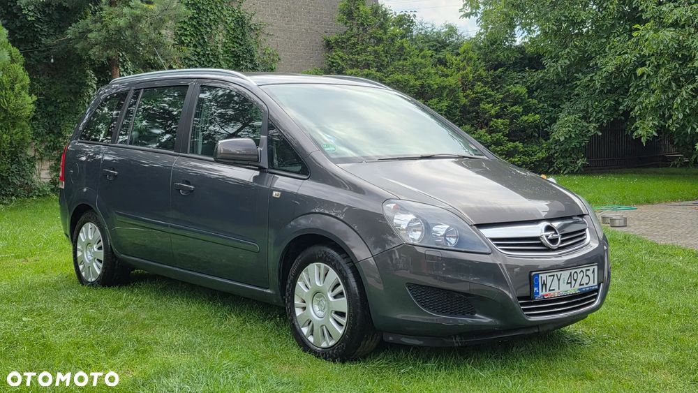 Opel Zafira 1.6 ECOFLEX Family Plus - 1