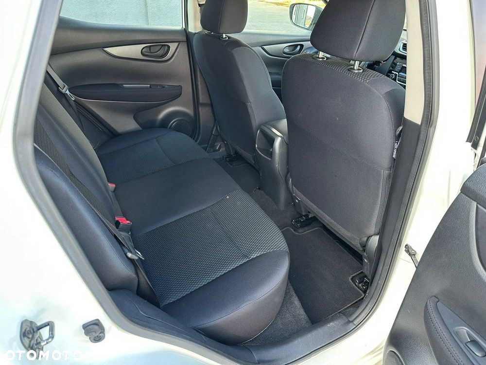 Nissan Qashqai - 12