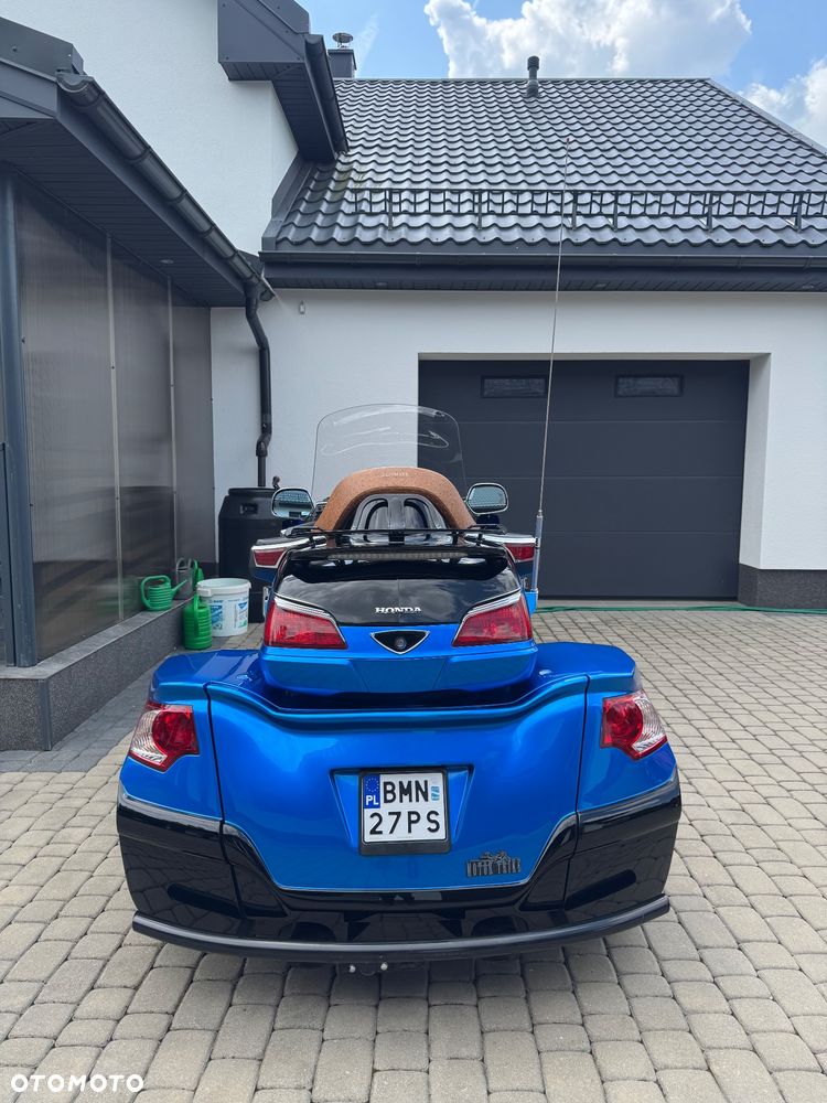 Honda GL - 9