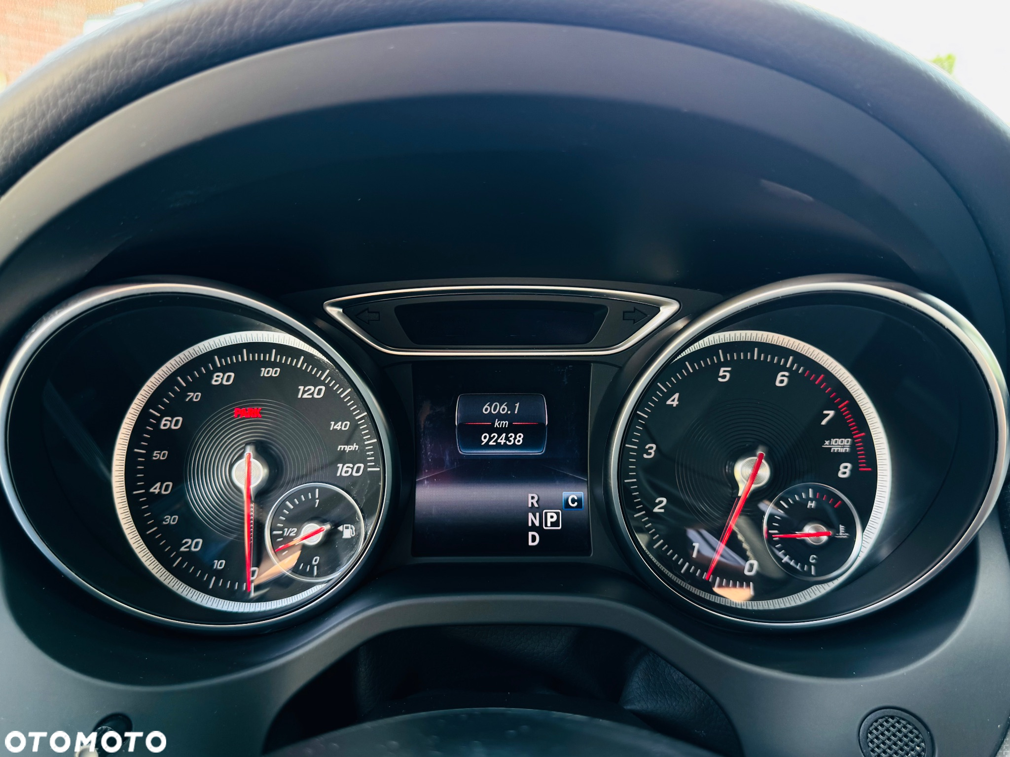 Mercedes-Benz CLA 250 7G-DCT - 12